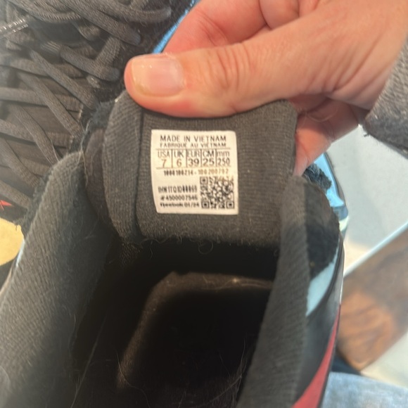 Reebok RBK Premier Trainers. Excellent condition- worn twice! - Picture 9 of 10